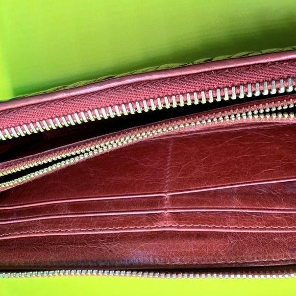 Miu Miu Materasse Leather Zip Wallet Luxury Authentic - Picture 11 of 12